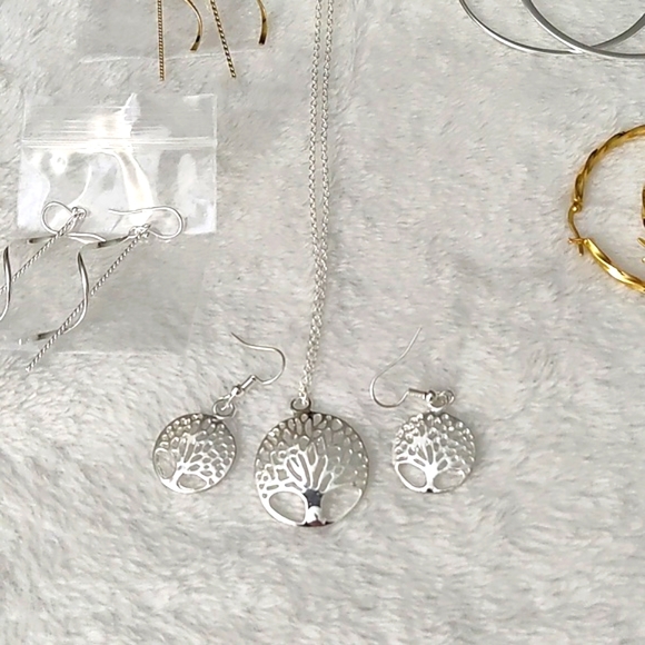 Gold and silver Hoop, Dangle Earrings and tree of life necklace jewelry Lot - Picture 2 of 4